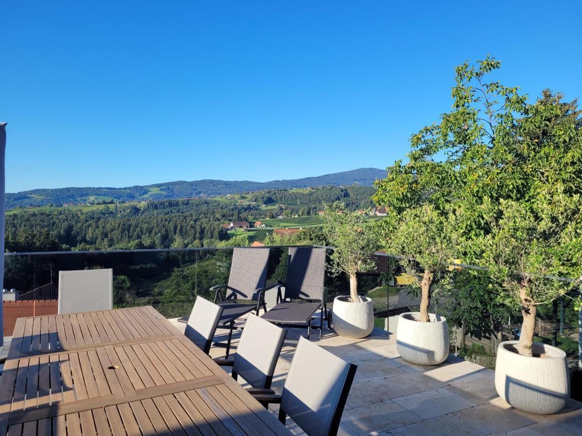 Villa Traumhaus In Den Weinbergen - Max 8 Personen - Mit Self-Check-In à Sankt Stefan ob Stainz Extérieur photo